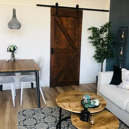 Apartment Happiness With Private Parking