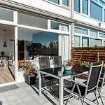 Happiness With Private Parking Apartment Zandvoort