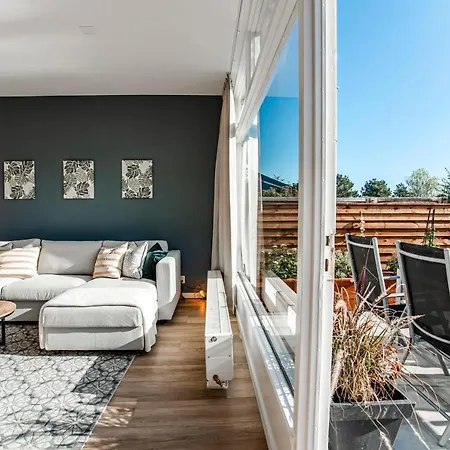 Happiness With Private Parking Appartement Zandvoort