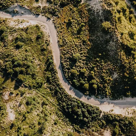 Happiness With Private Parking Apartment *