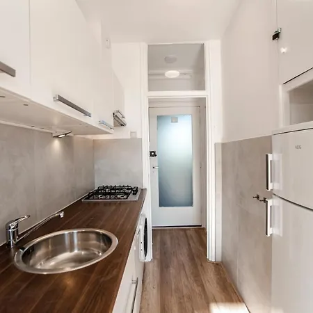 Apartment Happiness With Private Parking